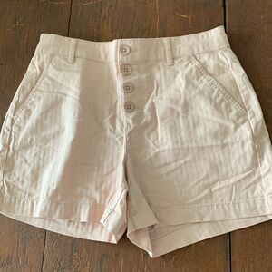 Old Navy pink jean shorts with button detail gently used